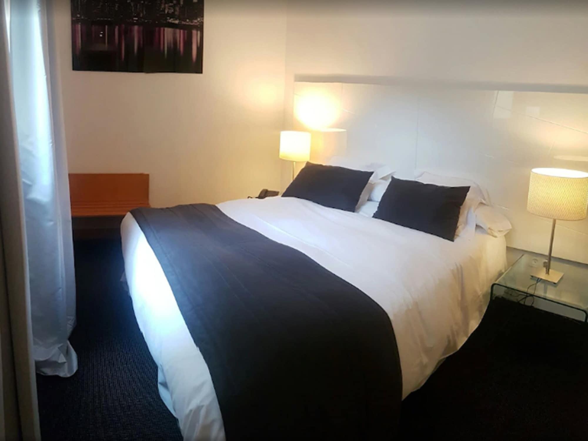 Suite Prado Madrid Luaran gambar