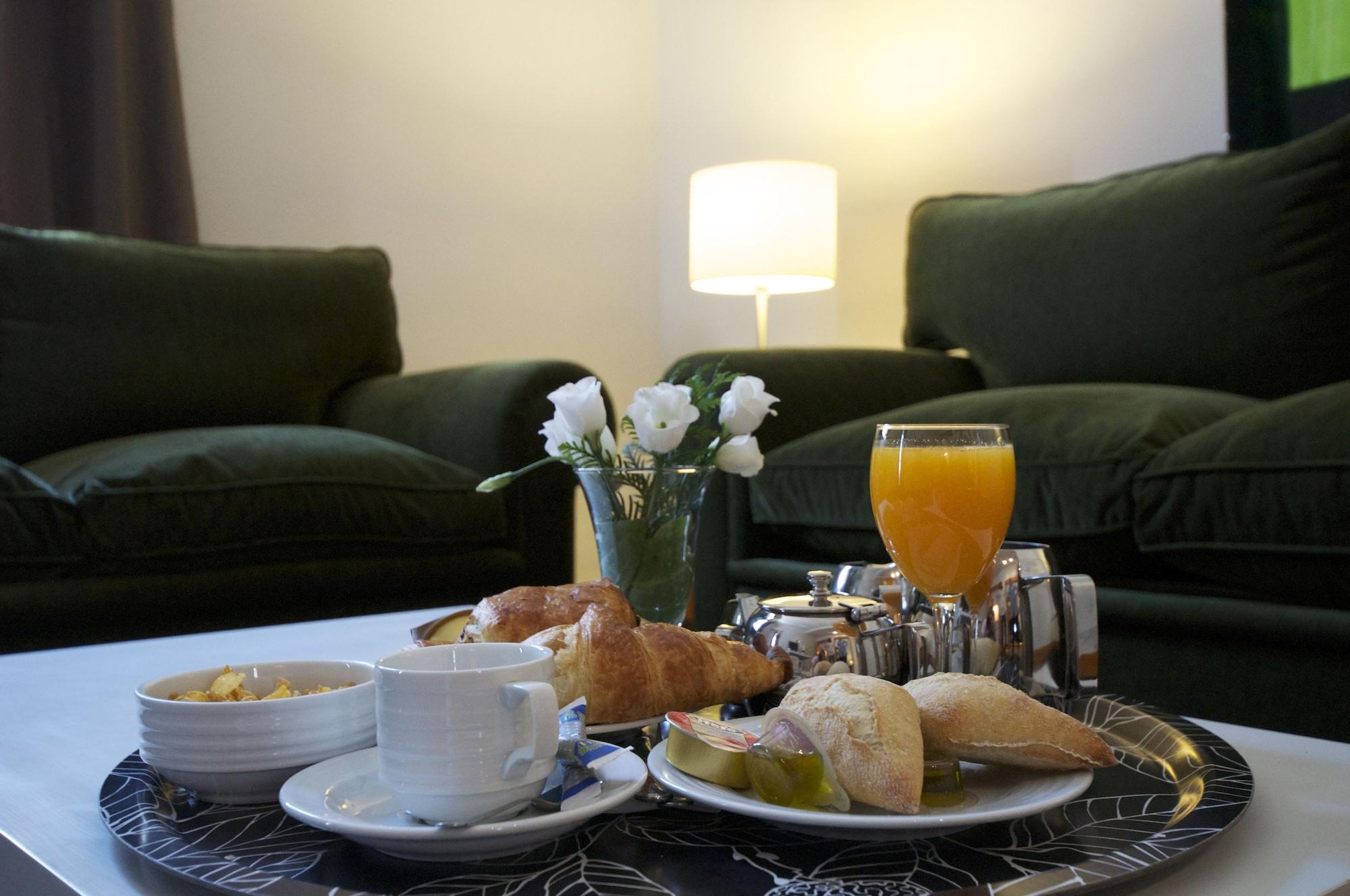 Suite Prado Madrid Luaran gambar